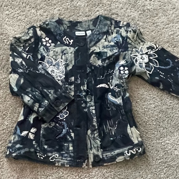 Chico's - Denim Blue Jacket with sequins designs in excellent condition size 2 - Picture 6 of 16